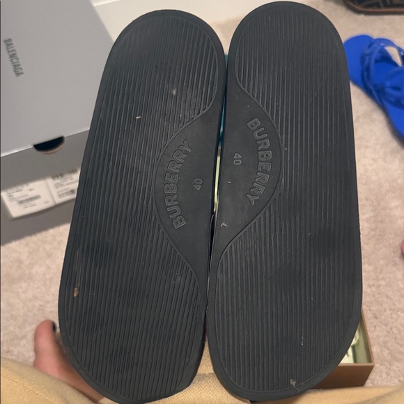 Burberry Beige and Black Check Slides - Picture 2 of 3